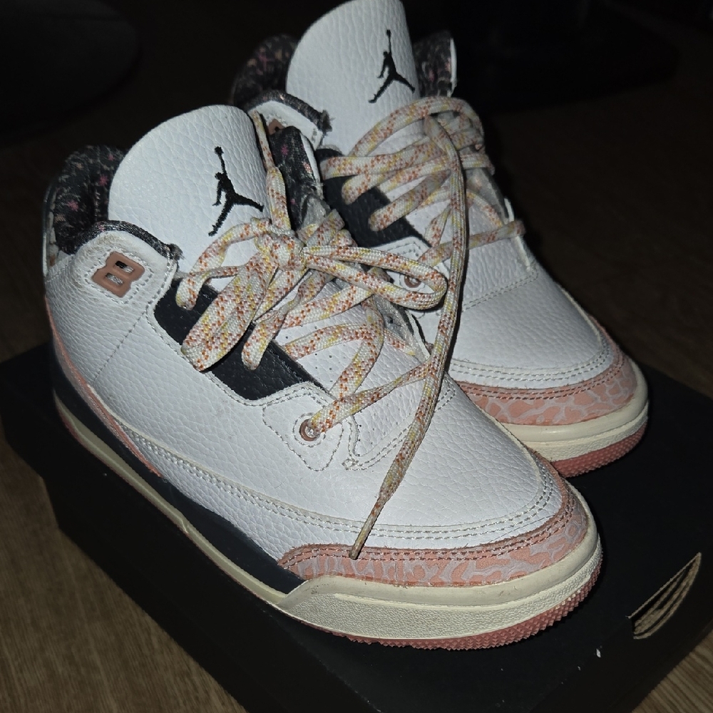 Jordan White and Pink Sneakers Classic Basketball Design
